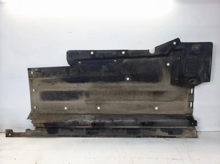 OSŁONA PŁYTA PODWOZIA LEWA DUŻA AUDI Q5 8R LIFT 8R0825207E