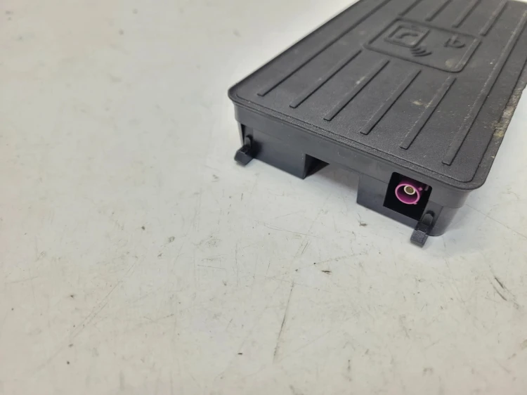 ŁADOWARKA INDUKCYJNA AUDI Q4 E-TRON A3 8Y 4N0035502B