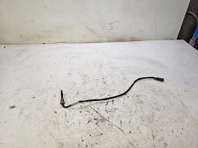 CZUJNIK TEMPERATURY SPALIN AUDI A4 A6 4G0906088K