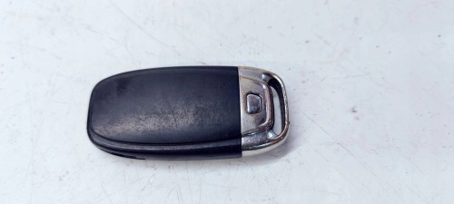 KLUCZYK PILOT AUDI A4 S4 B8 A5 S5 Q5 Q3 8K0959754C