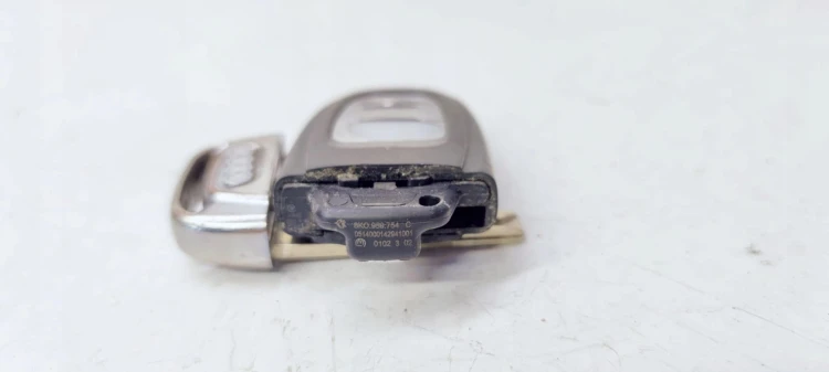 KLUCZYK PILOT AUDI A4 S4 B8 A5 S5 Q5 Q3 8K0959754C