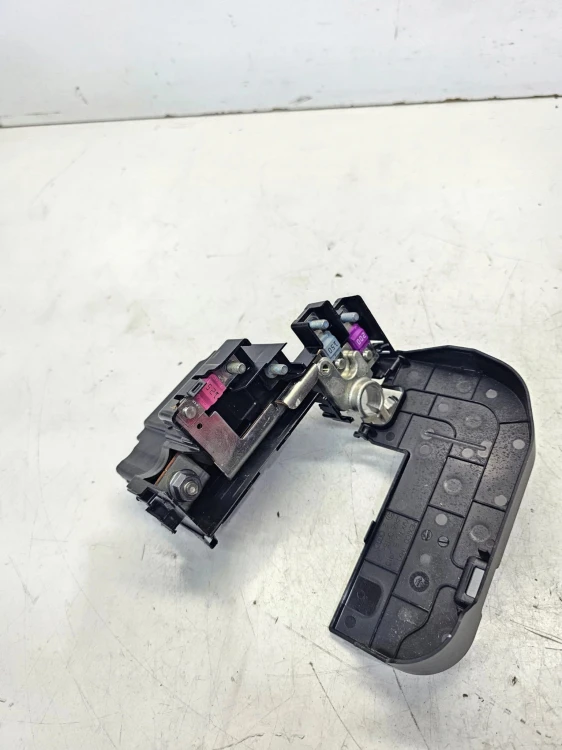 KLEMA PLUSOWA PIROTECHNICZNA AUDI Q5 FY 80A915459