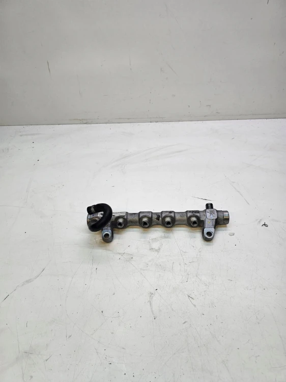 LISTWA WTRYSKOWA AUDI VW SEAT 2.0 TDI CR 03L130089Q