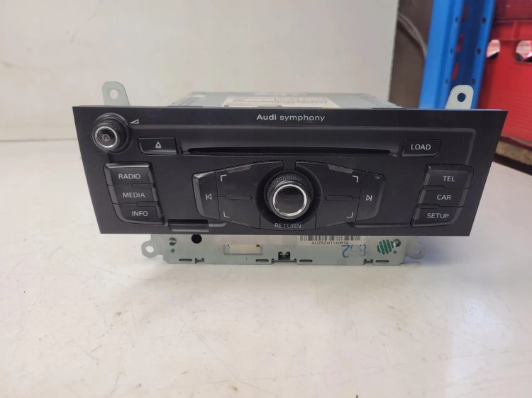 RADIO ZMIENIARKA CD AUDI A4 B8 A5 Q5 8T2035195AA
