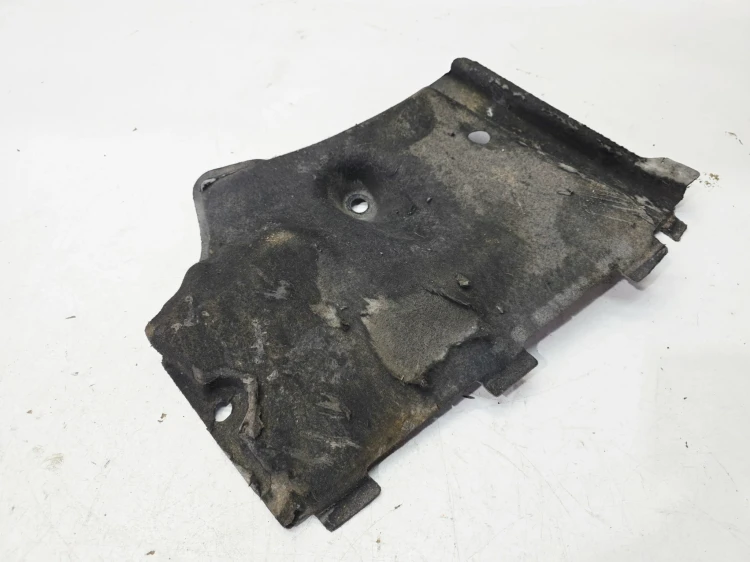 OSŁONA PŁYTA PODWOZIA LEWY PRZÓD MAŁA AUDI A6 C7 A7 4G0825201B 69/26