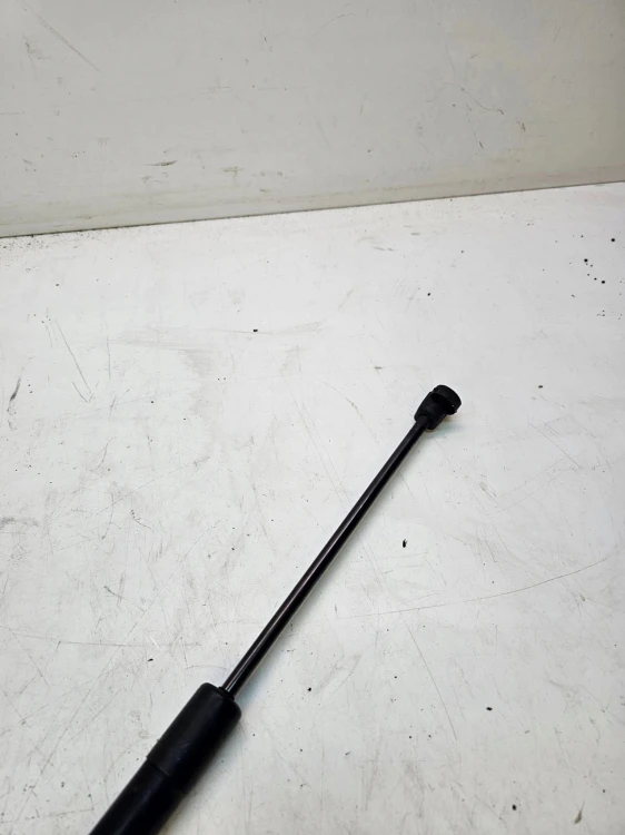 SIŁOWNIK TELESKOP KLAPY TYŁ AUDI Q5 8R 8R0827552A