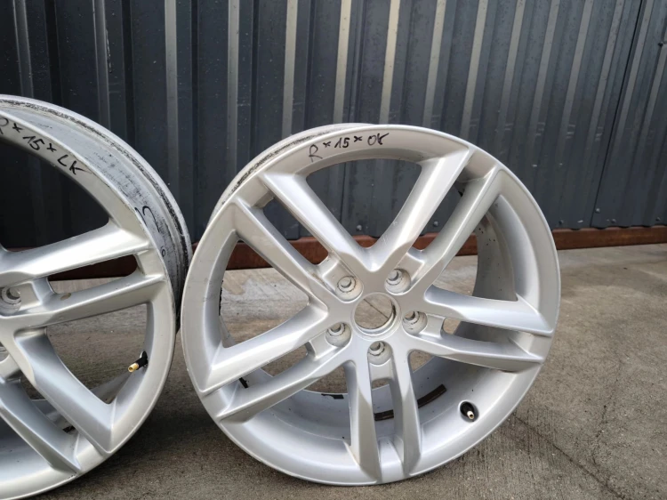 FELGA FELGI KOMPLET AUDI Q3 8U VW 7.0J R18 ET43 8U0601025F *R*15*