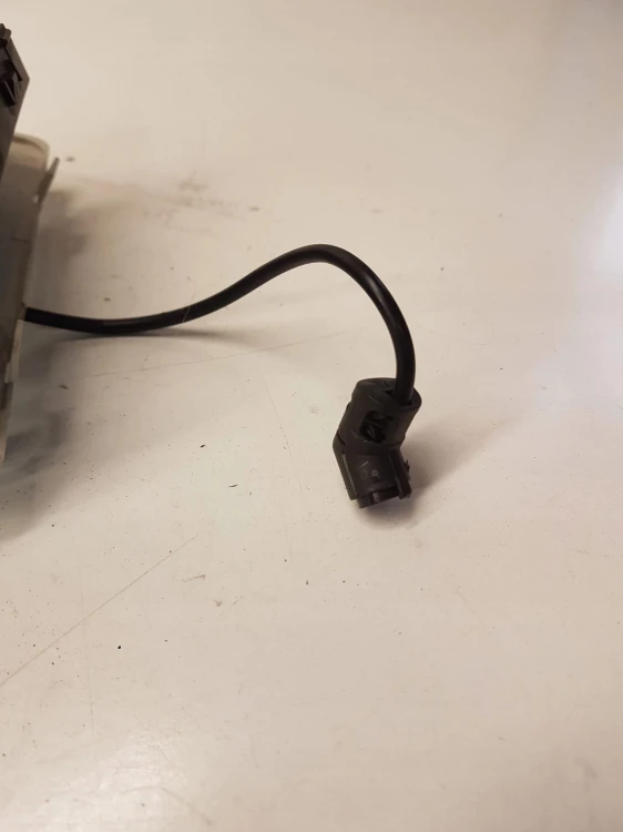 CZUJNIK RUCHU KABINY AUDI A4 B8 A5 Q5 8K0951177