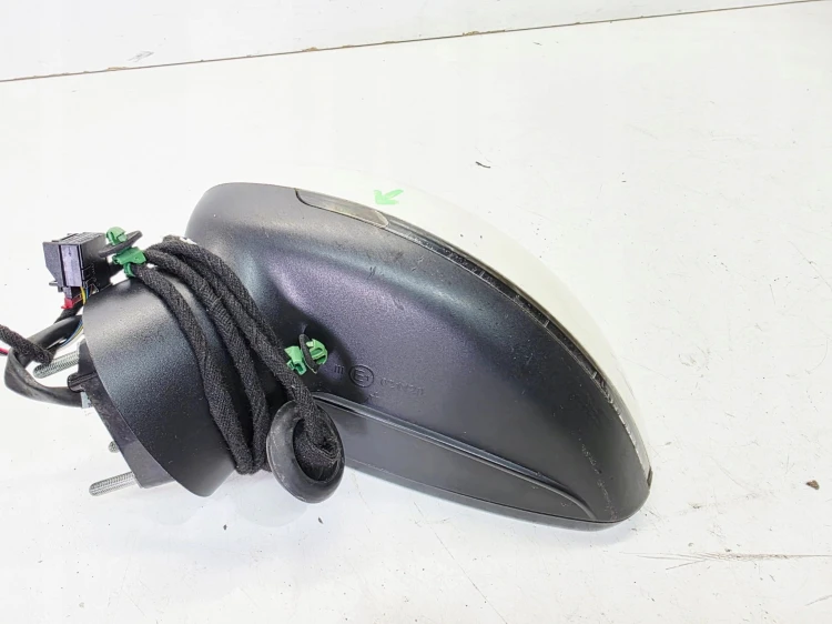 LUSTERKO ZEWNĘTRZNE LEWE AUDI A1 8X 8X3 6 PIN LY9K 2/25 UK