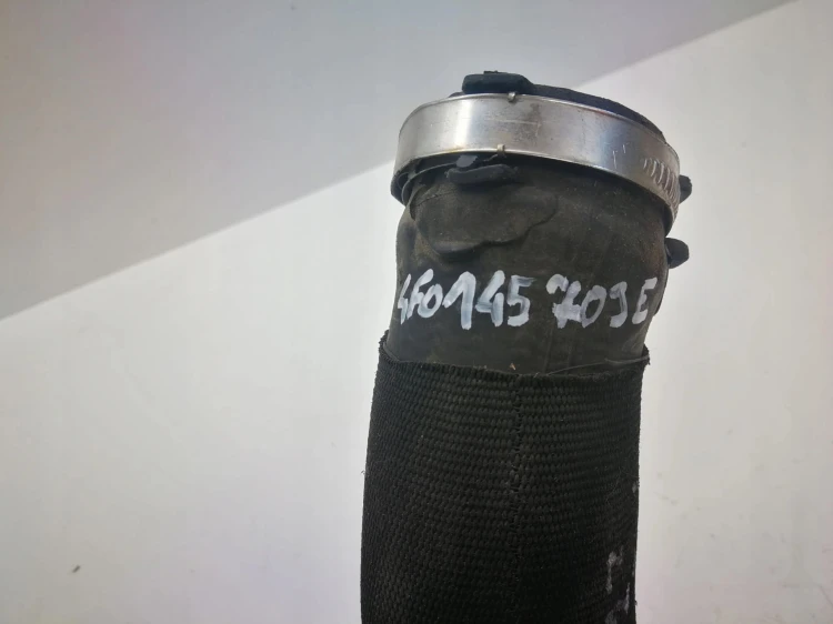 RURA WĄŻ INTERCOOLERA AUDI A6 C6 4F0145709E