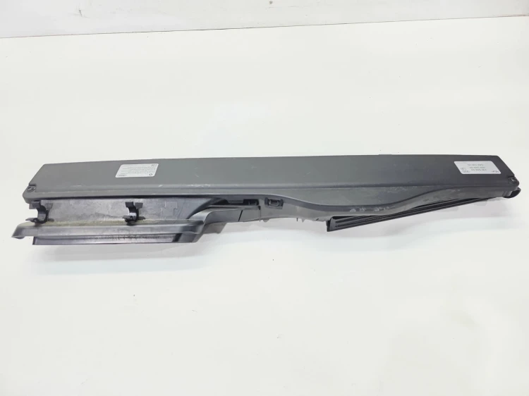 WLOT DOLOT KIEROWNICA POWIETRZA AUDI A3 8Y VOLKSWAGEN SEAT SKODA 5Q0129217B