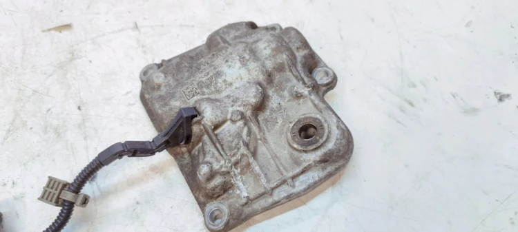 POKRYWA Z CZUJNIKIEM SKRZYNI BIEGÓW S-TRONIC AUDI A4 B9 A5 A6 A7 0CK927431E