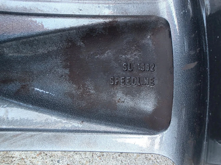 FELGA ALUMINIOWA AUDI VW SEAT SKODA 9.0J R20 ET60 4L0601025H K*26*