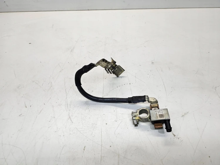 KLEMA MINUSOWA AUDI A3 8V Q3 8U VOLKSWAGEN SEAT SKODA 5Q0915181E