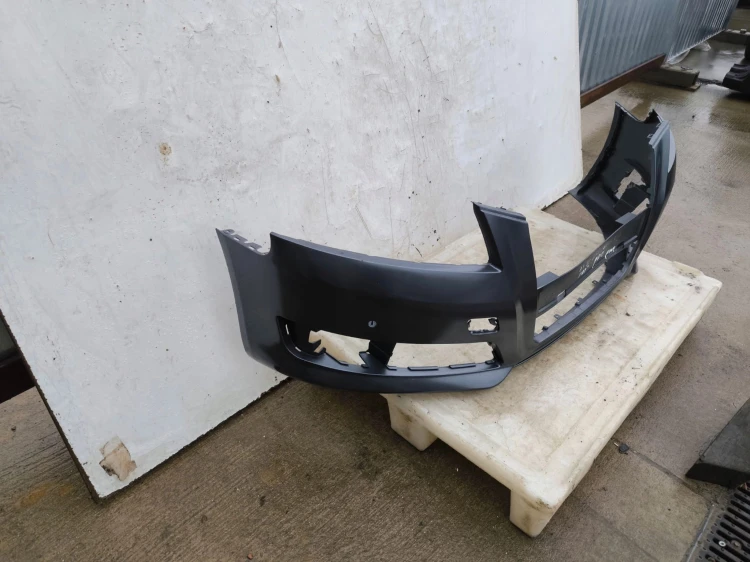 ZDERZAK PRZÓD AUDI A3 8P LIFT 2008-2012 PDC ,,NOWY,,