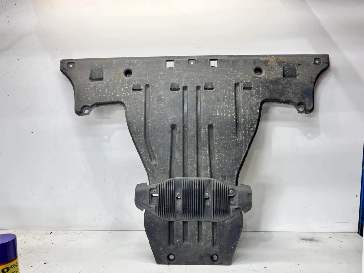 OSŁONA PŁYTA PODWOZIA AUDI Q4 E-TRON 1EA825901B 83/26