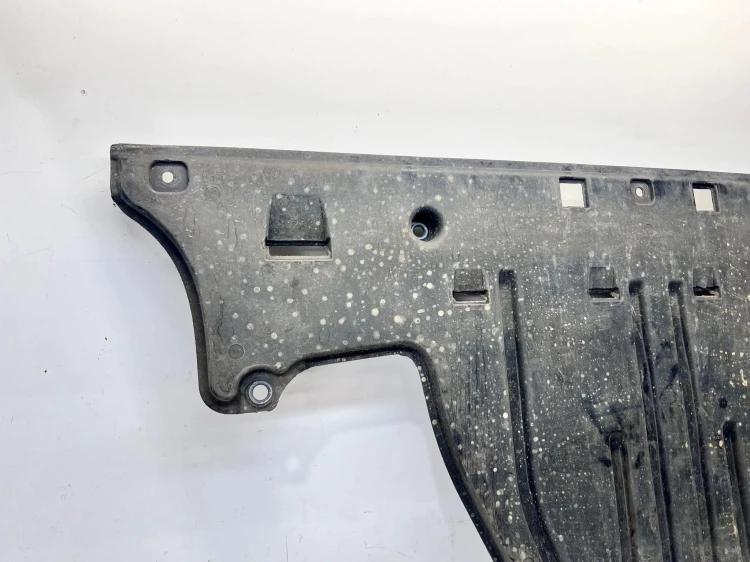 OSŁONA PŁYTA PODWOZIA AUDI Q4 E-TRON 1EA825901B 83/26