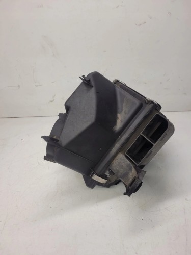 OBUDOWA FILTRA POWIETRZA AUDI A6 C5 4B0133835L