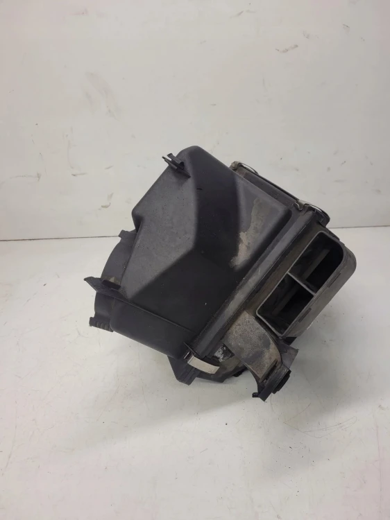 OBUDOWA FILTRA POWIETRZA AUDI A6 C5 4B0133835L