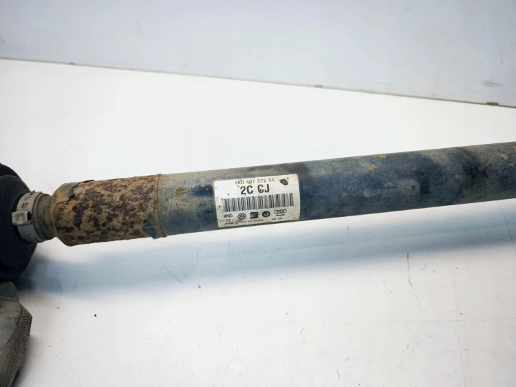 PÓŁOŚ PRAWA AUDI A3 8P VOLKSWAGEN SEAT SKODA 1.6 TDI 1K0407272CC