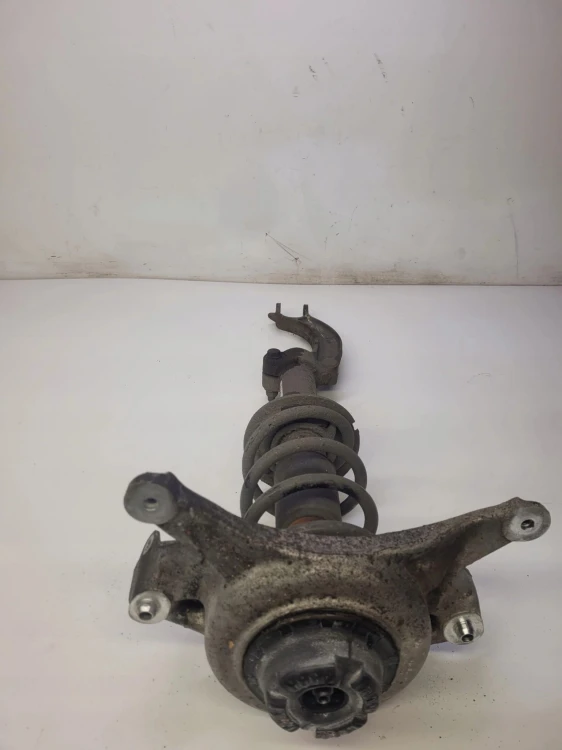 AMORTYZATOR LEWY PRZÓD AUDI A4 A5 LIFT 8K0413031CA
