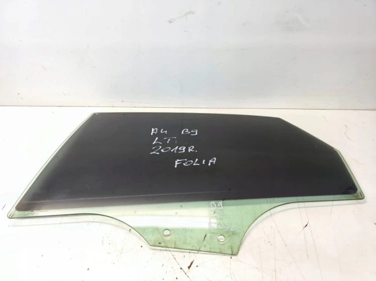 SZYBA BOCZNA DRZWI LEWY TYŁ AUDI A4 B9 SEDAN 8W5845205 2019R FOLIA