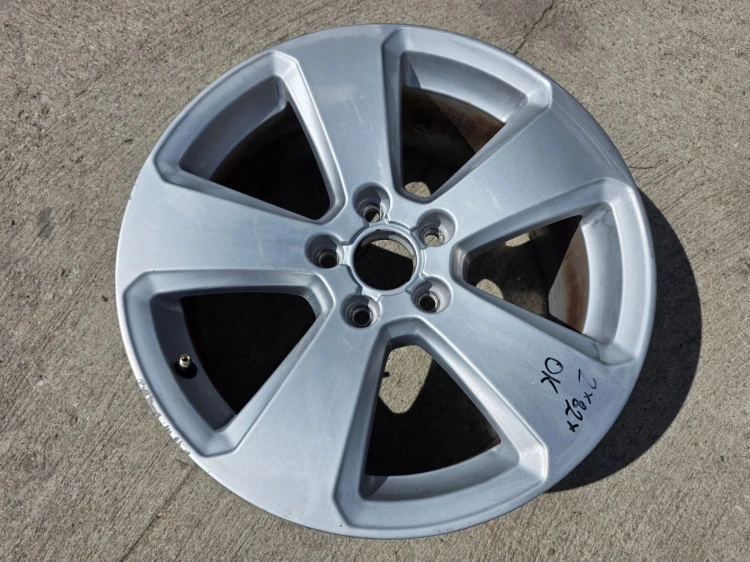 FELGA FELGI VW AUDI SEAT SKODA ITP 7.5J R17 ET43 8V0601025P Z*82* OK