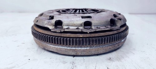 SPRZĘGŁO KOŁO DWUMAS AUDI VW 2.0 TDI 03L105266J