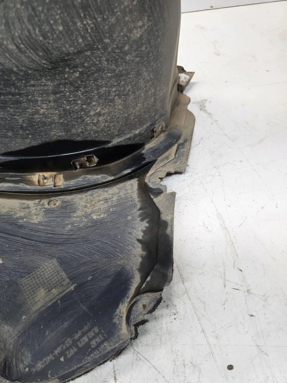 NADKOLE NOSEK PRAWY PRZÓD AUDI TT 8J 8J0821192A