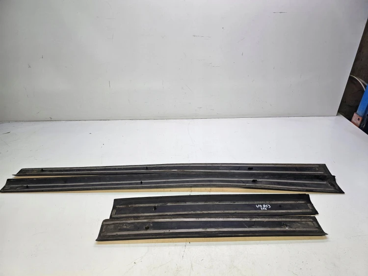 LISTWA LISTWY PROGOWE S-LINE KOMPLET AUDI A6 C6