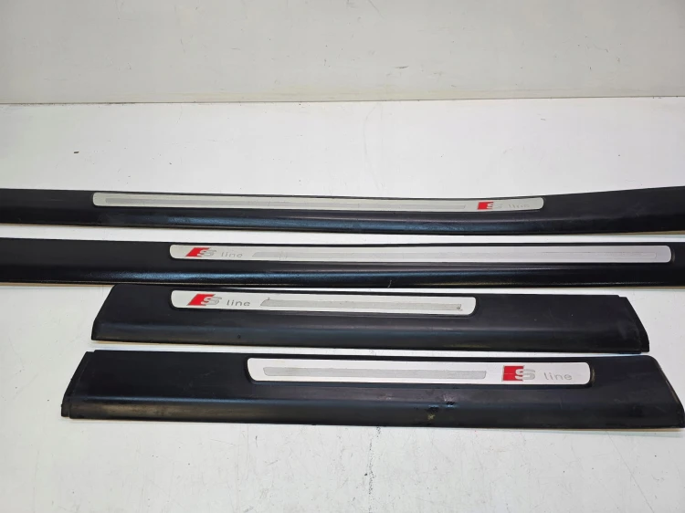 LISTWA LISTWY PROGOWE S-LINE KOMPLET AUDI A6 C6