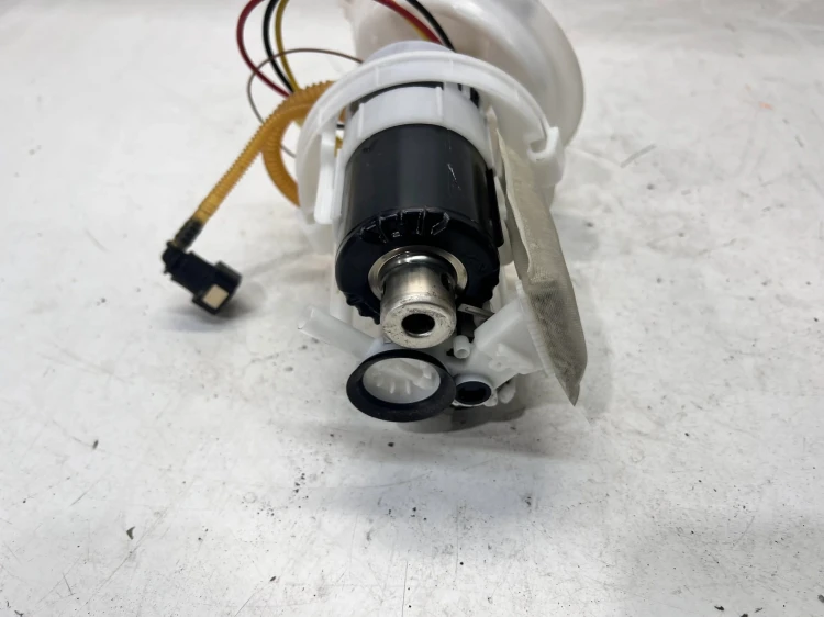 POMPA PALIWA Z BAKU AUDI A4 B9 8W0919087M