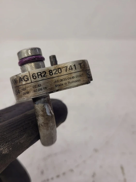 WĄŻ PRZEWÓD KLIMATYZACJI AUDI VW 6R2820741T UK