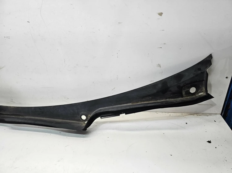 PODSZYBIE PLASTIKOWE AUDI Q5 8R 8R1819403 EUROPA