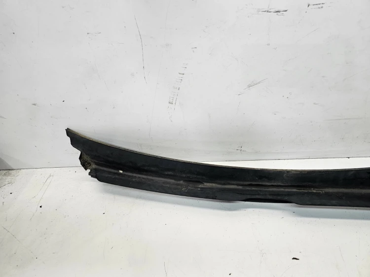PODSZYBIE PLASTIKOWE AUDI Q5 8R 8R1819403 EUROPA