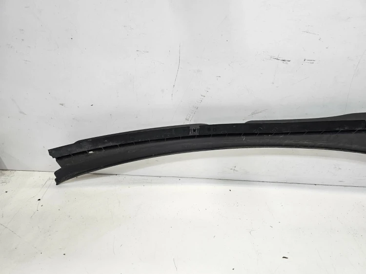 PODSZYBIE PLASTIKOWE AUDI Q5 8R 8R1819403 EUROPA