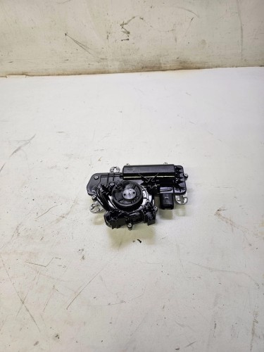 ZAMEK DOCIĄG KLAPY TYŁ AUDI A4 A5 A6 Q7 3V5827887C