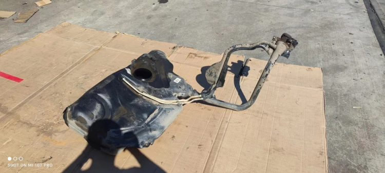 BAK ZBIORNIK PALIWA AUDI A1 1.6 TDI 6R0201021P