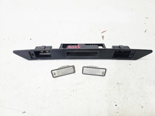 BLENDA PODŚWIETLENIE TABLICY REJ. AUDI A3 8P A4 B7 A6 C6 8P4827574 4/26