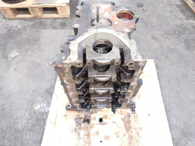BLOK SILNIKA AUDI A4 B8 A5 8T 2.0 TDI CAG 03L023A
