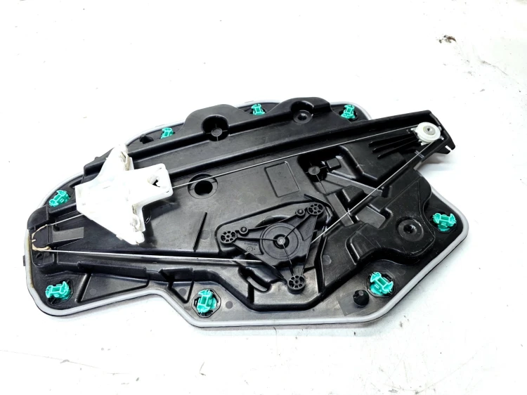 MECHANIZM PODNOŚNIK SZYBY LEWY TYŁ AUDI Q4 E-TRON 11A839401D