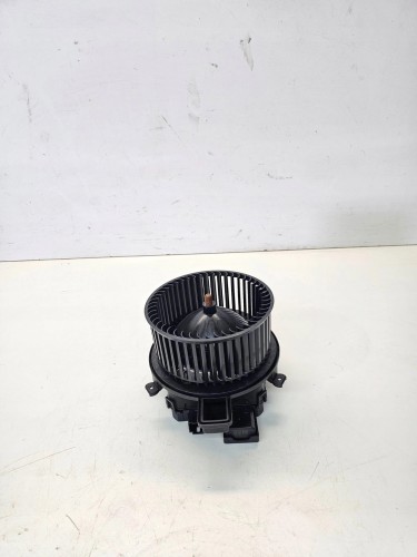 WENTYLATOR DMUCHAWY NAGRZEWNICY AUDI A4 B9 A5 8W Q7 4M 4M1820021C
