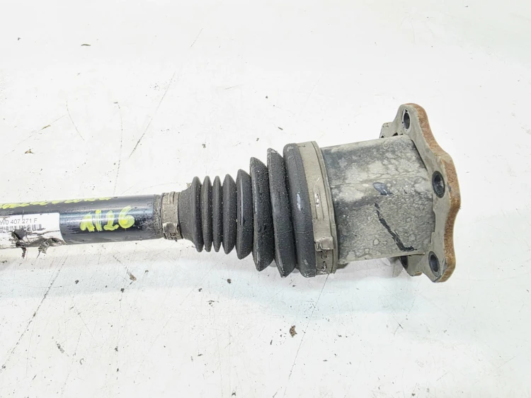 PÓŁOŚ LEWA LUB PRAWA PRZÓD AUDI A4 B9 A5 8W0407271F 1/26 USZKODZONA OSŁONA