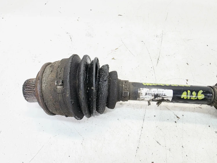 PÓŁOŚ LEWA LUB PRAWA PRZÓD AUDI A4 B9 A5 8W0407271F 1/26 USZKODZONA OSŁONA