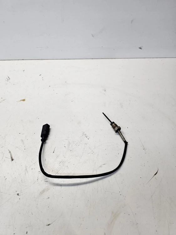 CZUJNIK TEMPERATURY SPALIN AUDI VW SEAT 03L906088DT