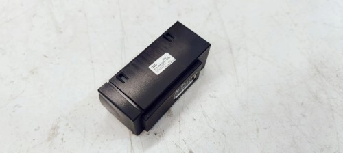 MODUŁ INTERFACE AUDIO AMI AUDI A3 8V 8V0035736 6PS