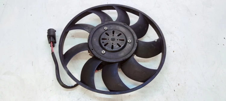 WENTYLATOR CHŁODNICY AUDI A6 C7 A7 A8 D4 3.0 TDI 4H0959455AE