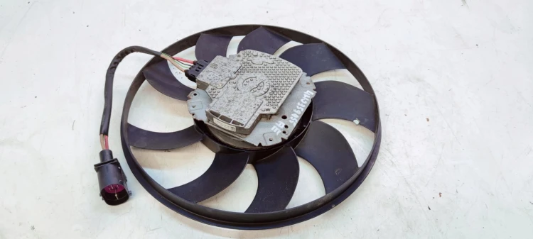 WENTYLATOR CHŁODNICY AUDI A6 C7 A7 A8 D4 3.0 TDI 4H0959455AE