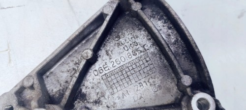 MOCOWANIE ŁAPA SPRĘŻARKI AUDI A6 C6 2.4 06E260835C