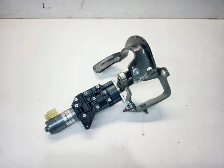 ZAWIAS SILNIKCZEK KLAPY TYŁ PRAWY AUDI A4 B9 AVANT 8W9827300B 8W9827852D